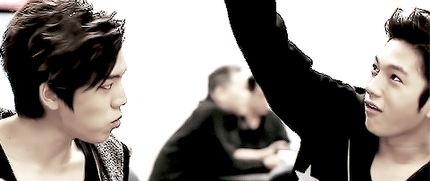  cutie myungie telling dongwoo hyung how huge the pelicans were    