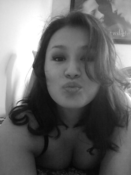 brown-tities:  This Latina! adult photos