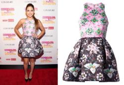 villegas-news:  Hello  Jasmine is made ​​yesterday at a ceremony Latinas Cosmopolitan where she even received an award.  On this evening she wore a pink and gray flower of creative Mary Katrantzoudress.  This dress is priced at €1818 (I only