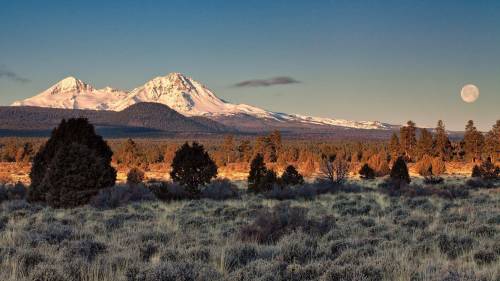 Sister Mountains and Full Moon in Oregon