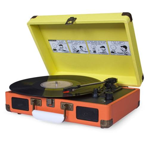 teenageepitome:  Crosley Record Store Day Peanuts design.