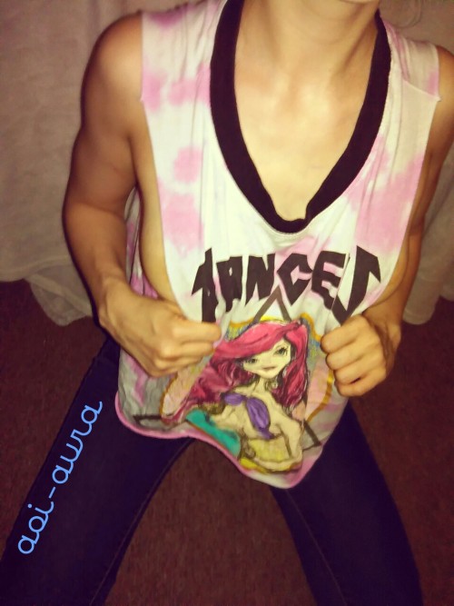 aoi-aura: @aoi-aura Photo Set: Strip tease #1 Taken by Daddy Ero–Anime. Get this to 100 notes,