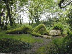 lie-brary:  Sleeping Goddess at the Lost Gardens of Heligan, England. - Imgur 