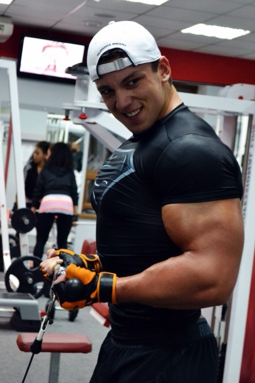 beautifulyoungmuscle:  Maxim Yakovlev: mighty young fuckmonster!