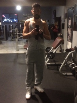 frenchdl:  To piss doing some exercices…
