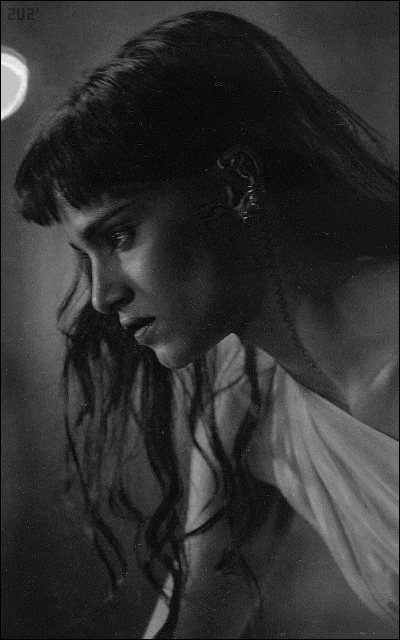 Sofia Boutella As Princess Ahmanet In The Mummy (x6)
