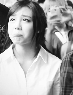 kikosen:  eunji being the most adorable little shit in the world B( 