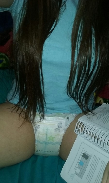 perfectlymadprincessalice:Being a good girl and doing my homework while I felt my diaper getting war