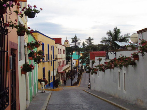 vivalatinamerica:Atlixco, Puebla, Mexico | Claudia Cota