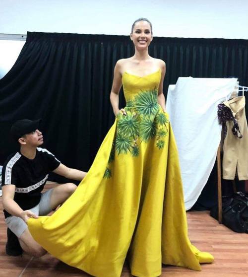 catriona gray filipiniana attire