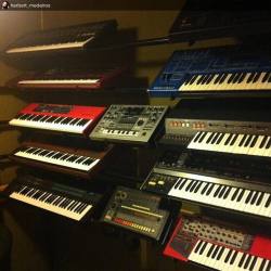 qtzmusic:bu @herbert_medeiros: “Master Keyboards #STUDIOtrama  #rolandjupiter6 #arpomni2 #oberheimob12 #prophet5 #dx7 #nordlead2 #korgkarma” #Roland #arp #oberheim #sequentialcircuits #clavia #korg #synthporn #synth #synths #synthesizer #synthesizers