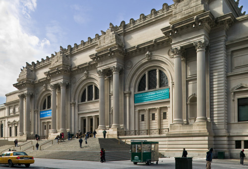  Metropolitan Museum of Art, East Facade and Front Steps; Richard Morris Hunt, 1894-1895; Richard Ho