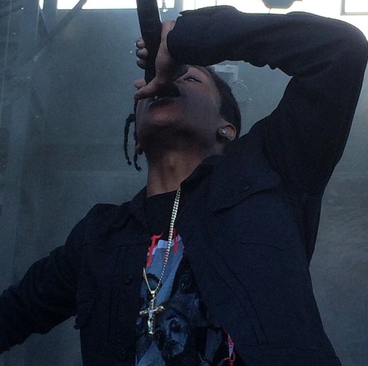 ohsodj:  A$AP Rocky performing at Roots Picnic in Philly