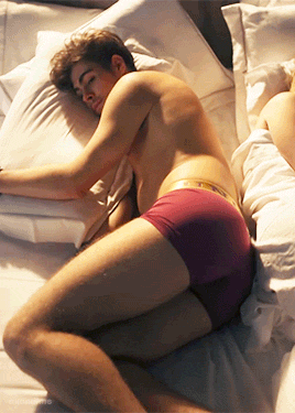 hotfamousmen:    Rafael Vitti  