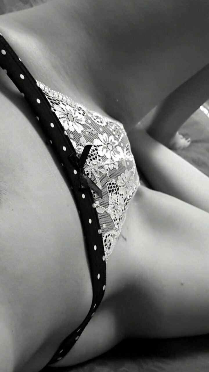 fun-4-us:  Love me some pretty panties!!