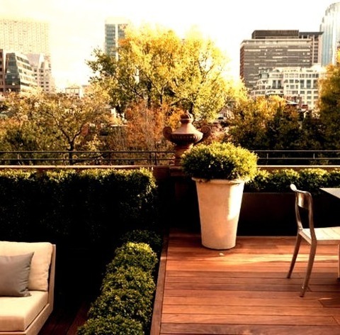 Uncovered - Contemporary DeckStunning Image Of A Rooftop Outdoor Kitchen Deck Without A Cover