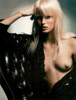 Caroline Winberg By John Akehurst For Vogue Russia—October 2003