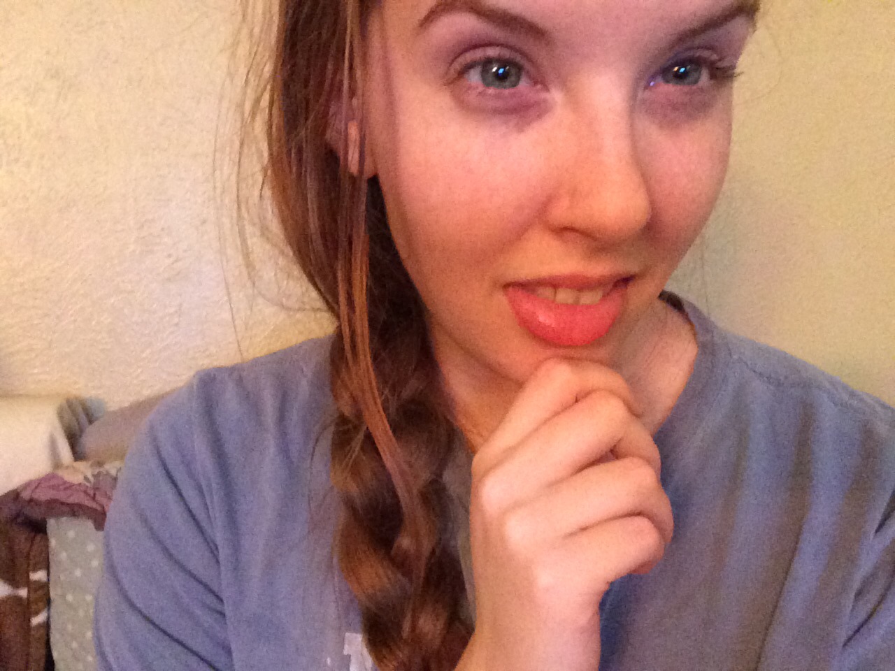 ero-hime:  I have been wearing my hair in a braid a lot lately  Cutie