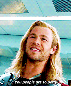 hiddles-bum:  riddle-my-hiddles:  #thor looked like he just smoked a bag of weed