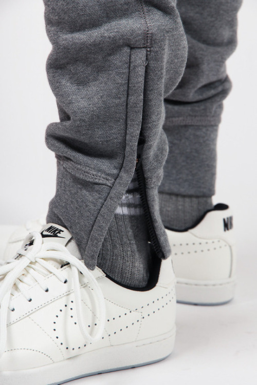 cknd:  Nike Tennis Classic Ultra LE | CKND  Dope kicks, dope pants.