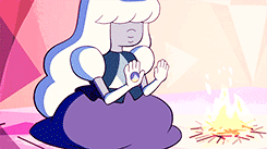 lesbiangems:  garnet is a relationship! 