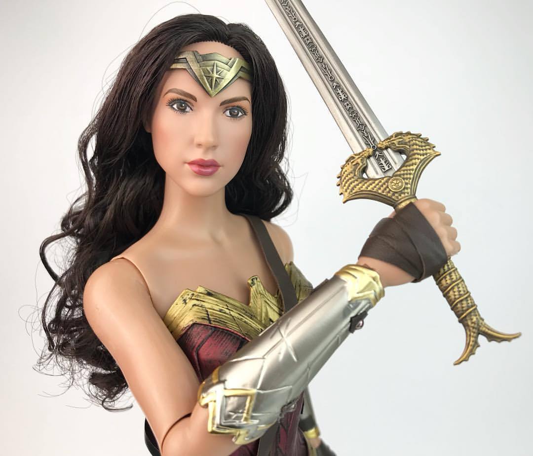wonder woman tonner doll