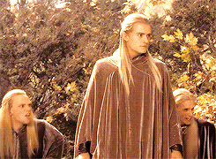 horrorterrific:  ring-wraiths:  horrorterrific:  (whispers) dwarves are lame pass