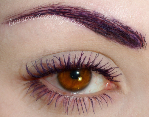 ladypandacat:Anastasia Beverly Hills HyperColor Brow and Lash Tint Review by Bows and Curtseys