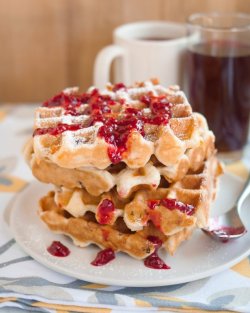 intensefoodcravings:  Monte Cristo Waffles