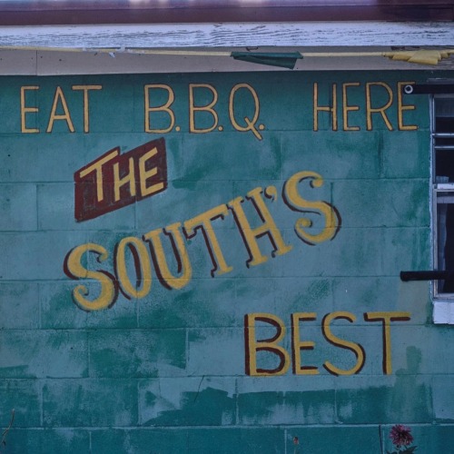 XXX lostinurbanism:  Dorsey’s BBQ in Ty Ty, photo