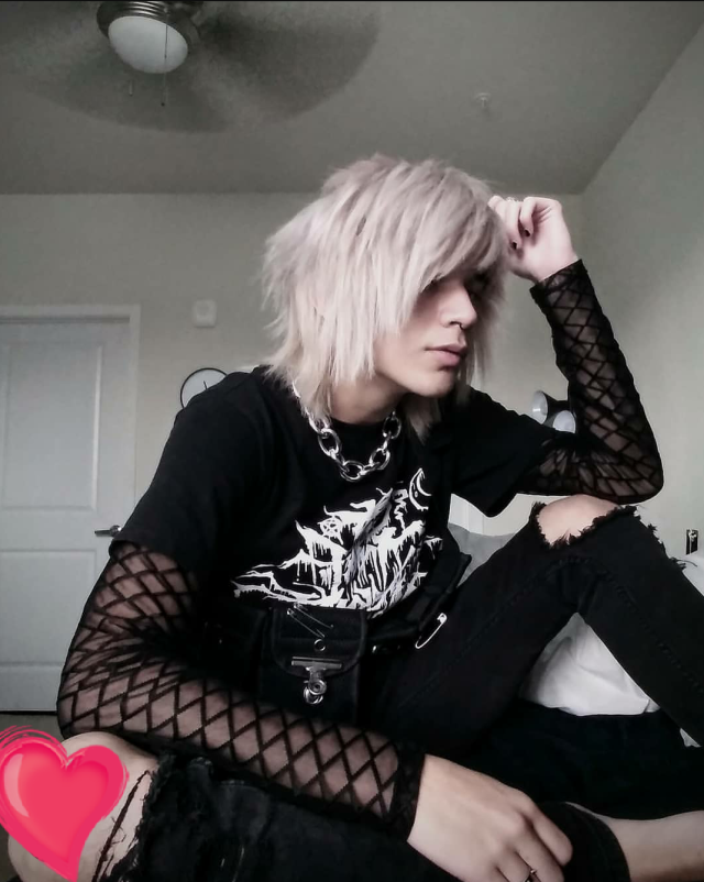Letmenbefeminine:
