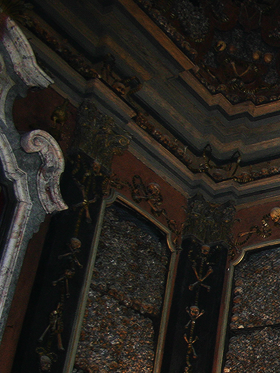 calanthesfeuillemort:  San Bernardino alle Ossa, Milan, Italy 