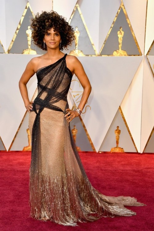 Halle Berry in Atelier Versace