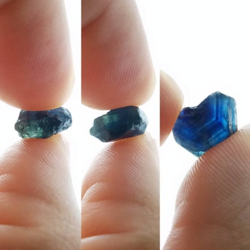 Just thought I’d share this neat example of pleochroism. It’s a sapphire crystal from Ma