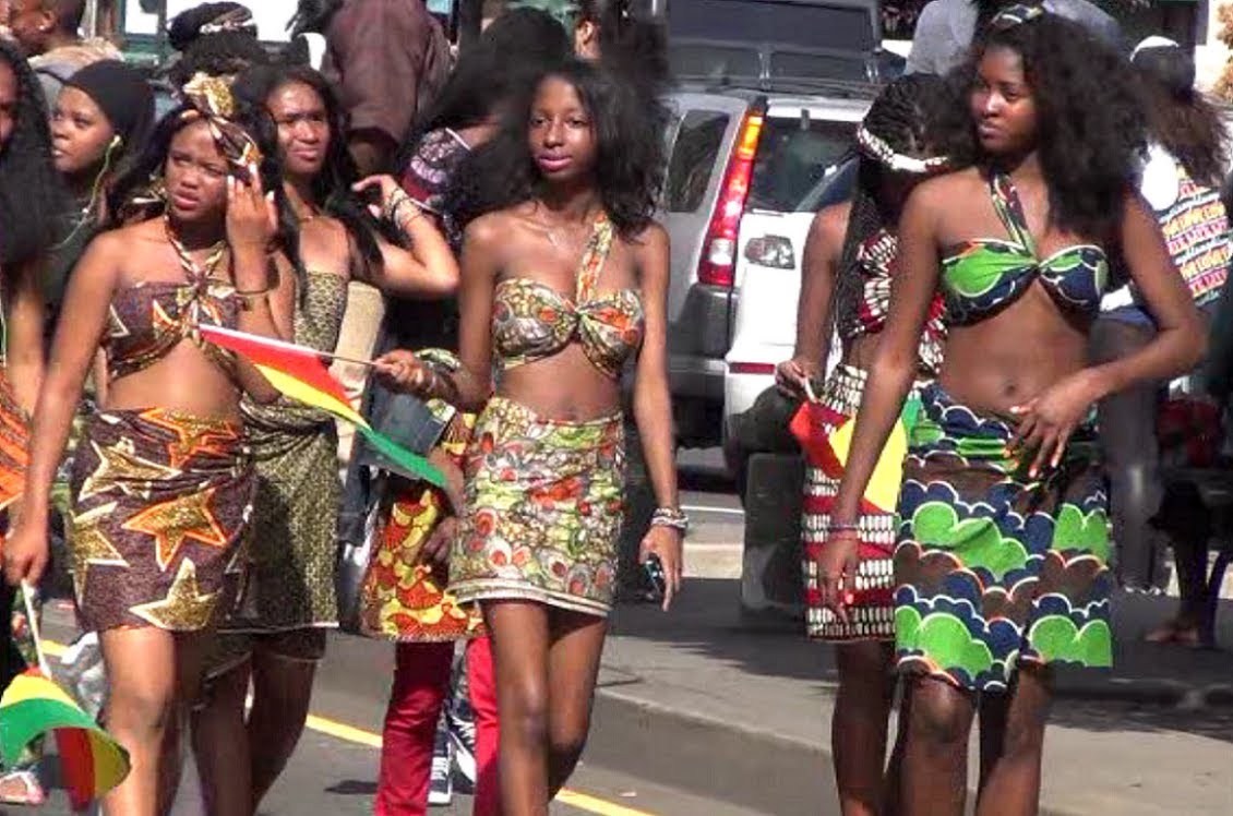 kemetic-dreams:  SHOW YOUR AFRAKAN PRIDE!SHOW THIS ALL OVER TV NOT US GETTING SHOT