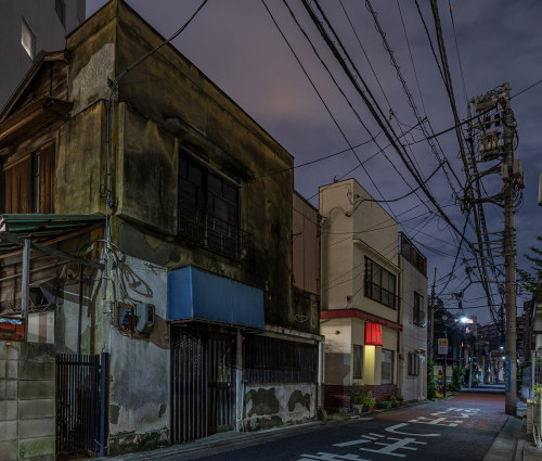 nevver:Tokyo sleeps tonight, Robert Götzfried