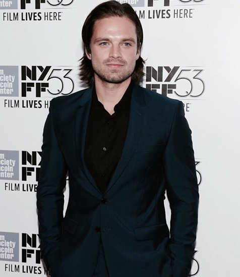 God i love his hair. His eyes. Everything!
Do like want seb with long or shot hair?