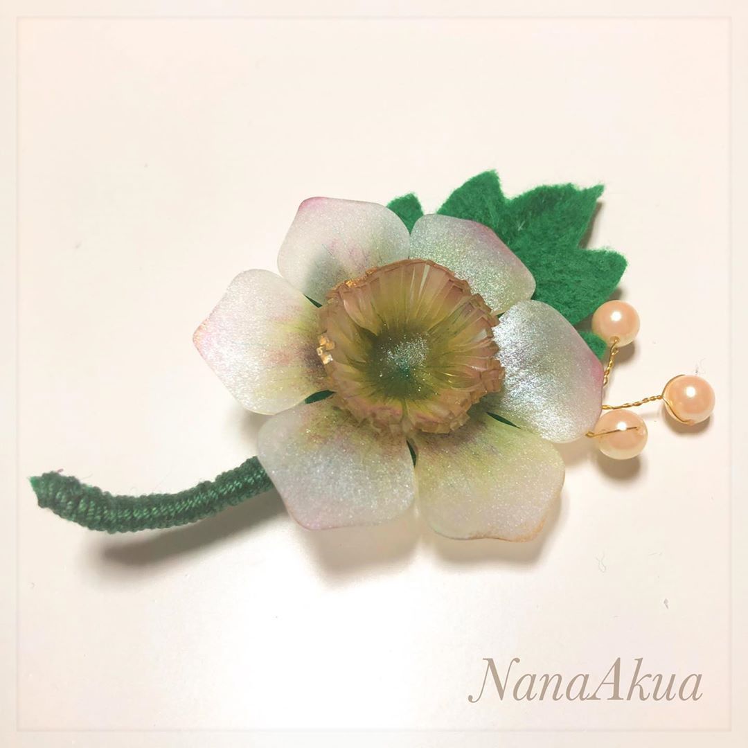 Nanaakua 異素材との組み合わせの立体花プラバンアクセサリーの試作 研究中