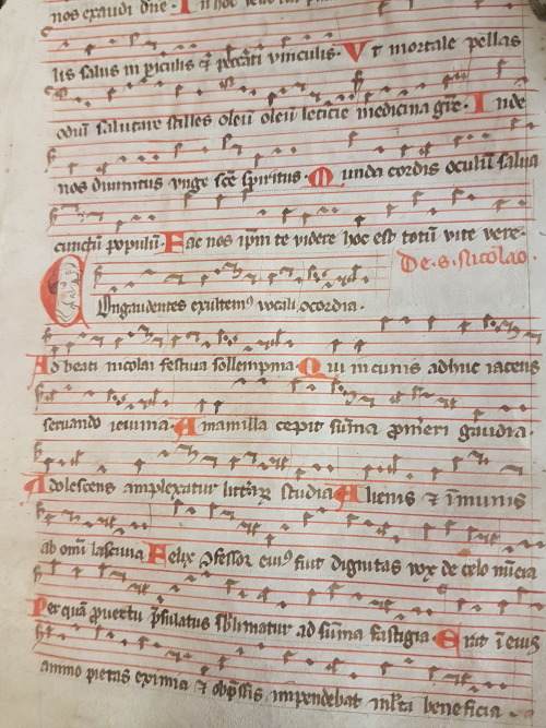 Ms. Codex 1572 -Graduale This manuscript is a complete portable gradual with chants for the Mass acc