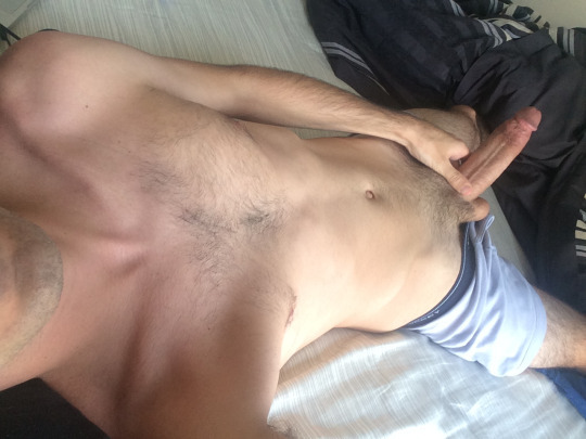 bonermakers:  Those tall, lean boys are always hung.