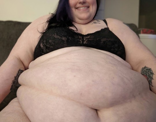hazeleyesbbw:I can’t stop getting fatter porn pictures