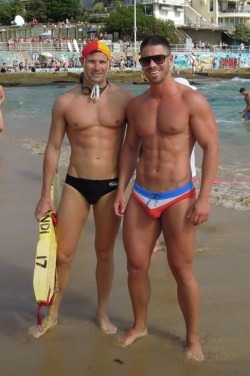 jockbrad:  Swimmers, wrestlers, football players / singlets, jockstraps, speedos and spandex! http://jockbrad.tumblr.com/  Hot