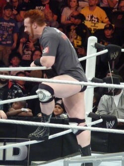 Dat ass! Hope to see him in the Rumble!