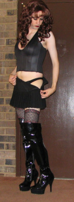 sissy-erica:  These clothes also belong to