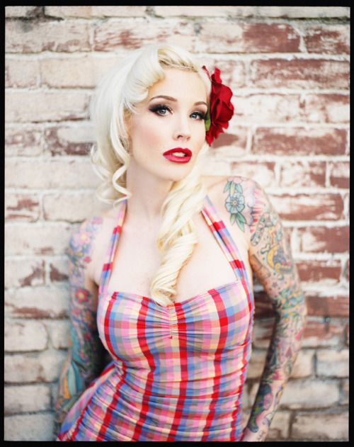 #Tattoo #TattooGirls #TattooLife #LaPrimeraLives ( Twitter: @razorpunker )…