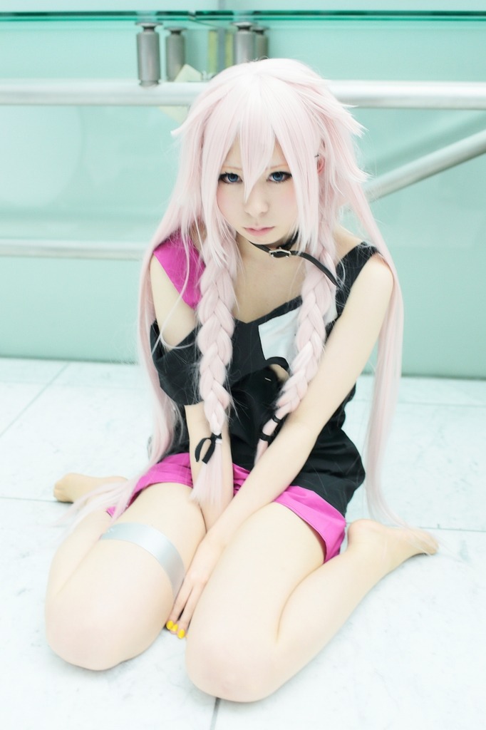 cosplayando:  more Vocaloid cosplay Cosplayer: Nagi