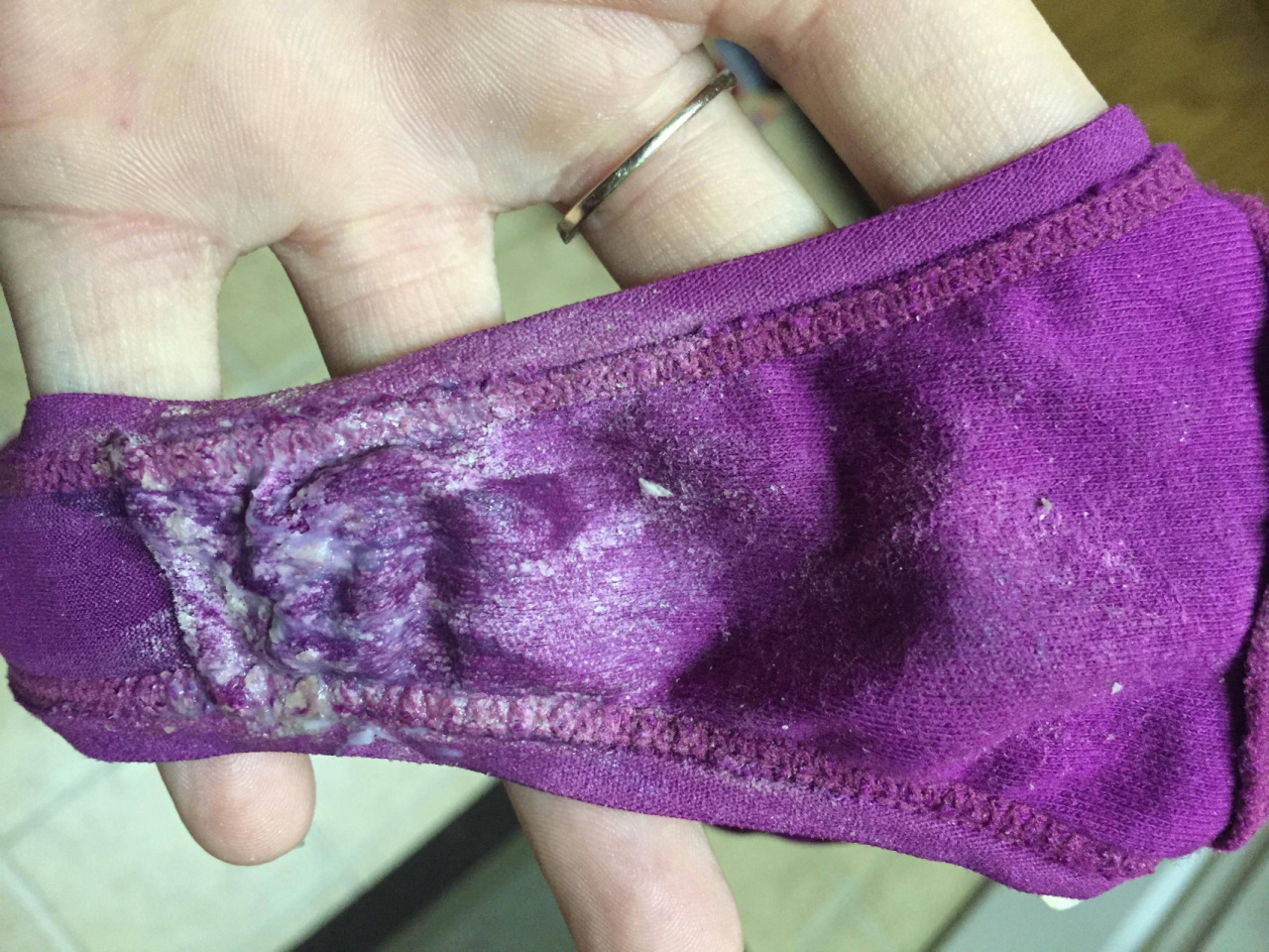 mrmeethre3:  Follow me for more hi quality photos of beautiful panties!