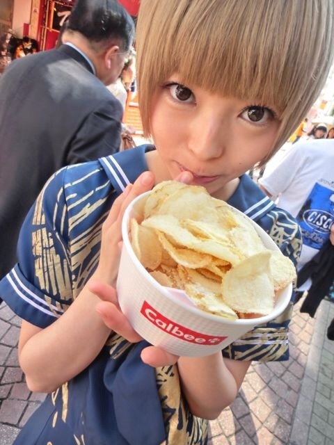 yumeno:  【画像】ショートカット女子が集まるスレ：キニ速  最上もが