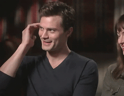 fiftyshdes: jamie dornan habit