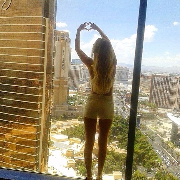 hotel-girl:Viva Las Vegas!! Encore.